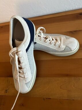 Rothy’s The Lace Up Sneaker | size 7